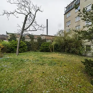 Homely - 10 Minutes To Stephansplatz Apartment Wien